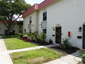 Building Photo - 2700 Bayshore Blvd