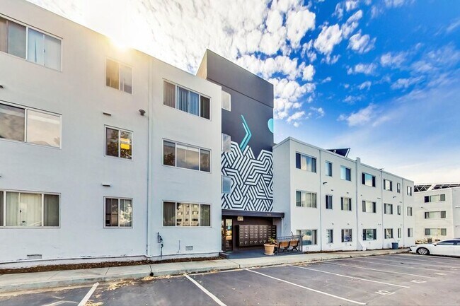 Foto del edificio - Newly renovated apartment at Oakbrook! Up ...