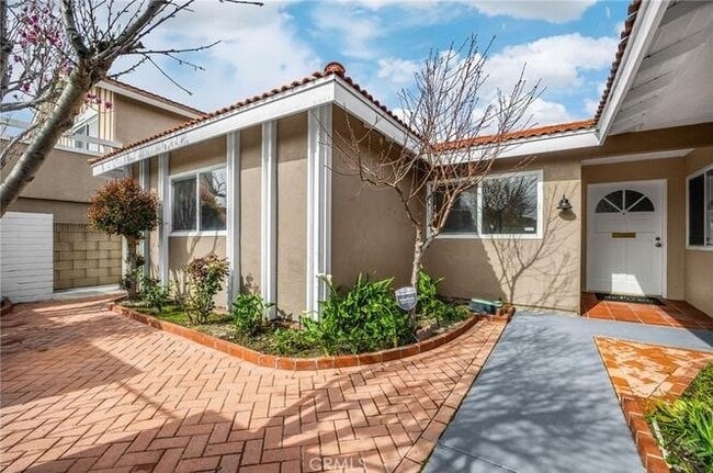 Foto del edificio - 6781 Bridgewater Dr