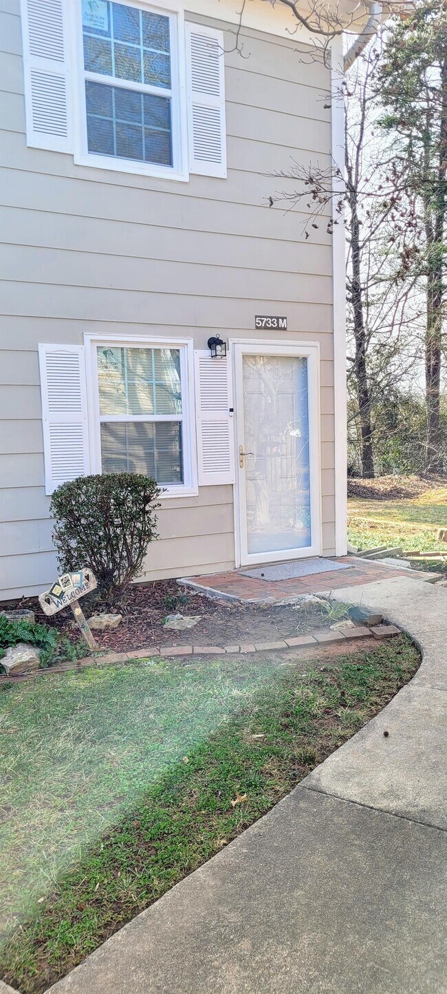 Photo - 5733 Bramblegate Rd Townhome