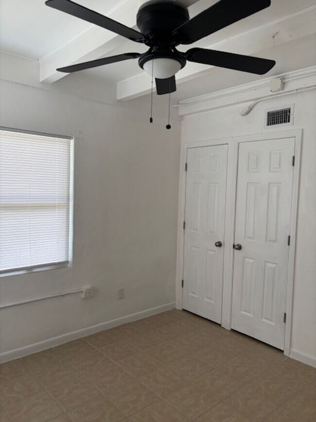 Foto del edificio - Recently Renovated 2BR/1BA Near FSU, FAMU & TSC – Only $950/Month!