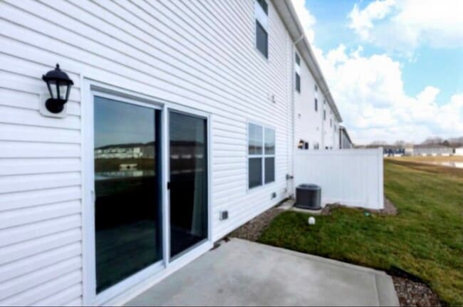 Building Photo - 6296 Marinelli Dr S