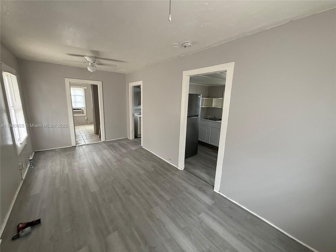 Foto principal - 532 Foote Ct