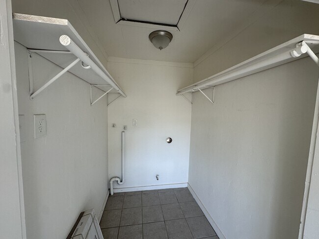 Foto del edificio - 410 Decatur St