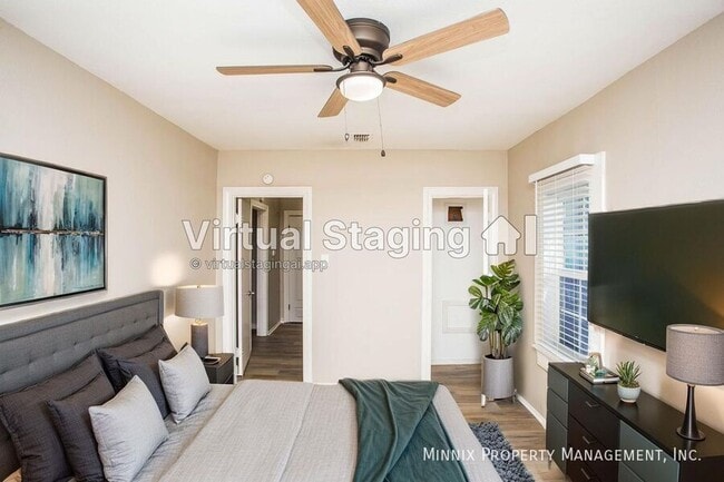 Building Photo - 2404 27th St