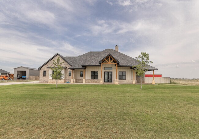 Foto del edificio - 19108 County Rd 2240