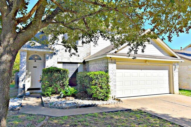 Foto del edificio - 523 Territory Trail