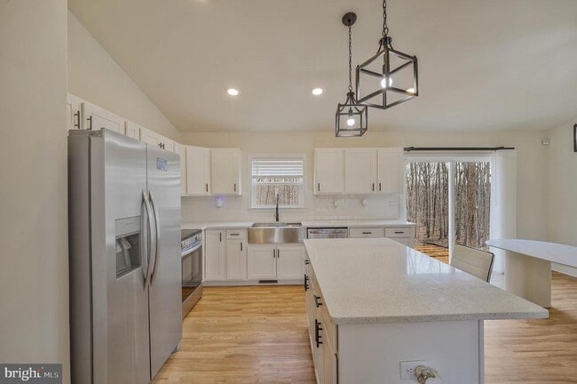 Building Photo - 9115 Granite Springs Rd