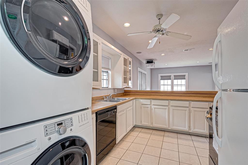 1831 Colquitt St, Houston, TX 77098 Townhome Rentals in Houston TX