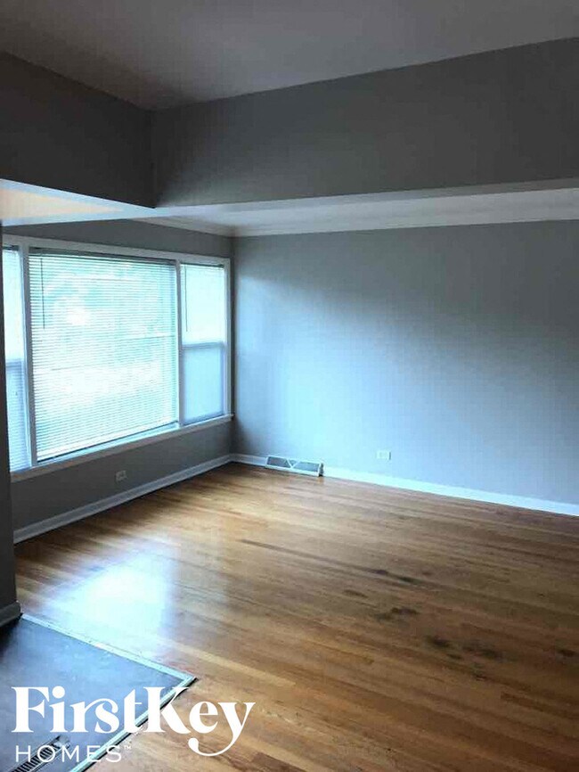 1243 W 123rd St, Calumet Park, IL 60827 House Rental in Calumet Park