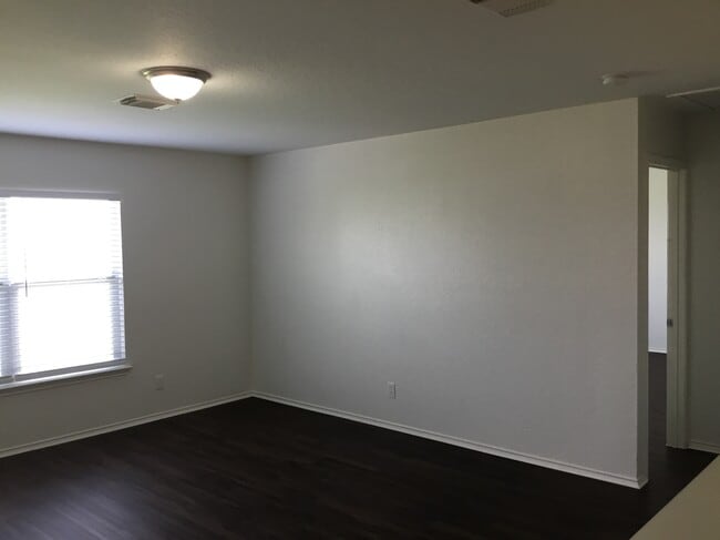 Building Photo - 6410 Flatstone Pass