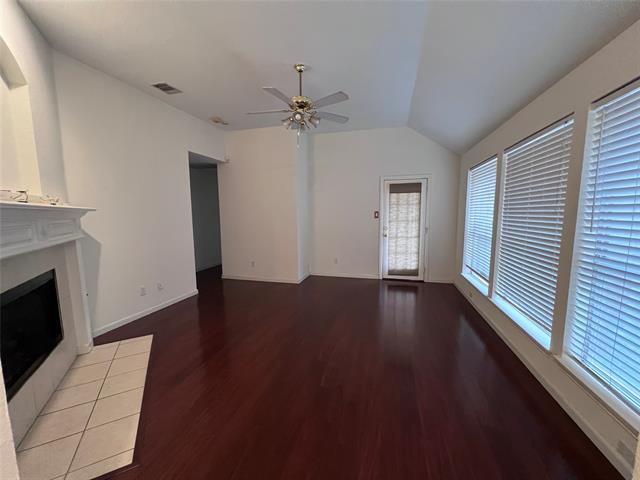 Building Photo - 5305 Ficus Dr