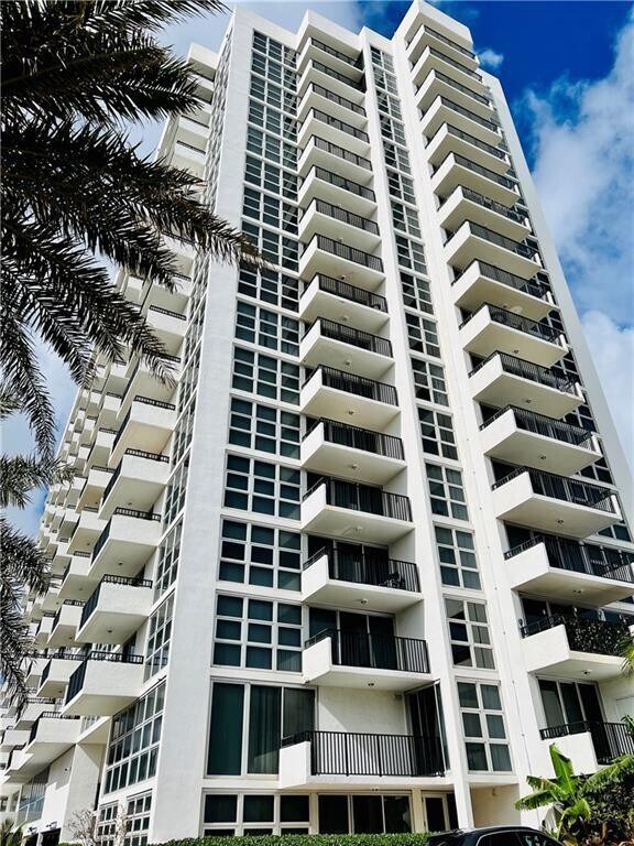 Foto del edificio - 525 N Ocean Blvd