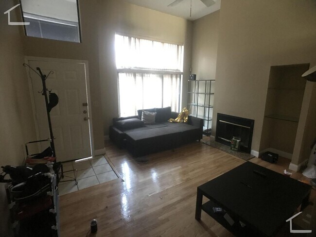 Foto del edificio - Brainerd Condo