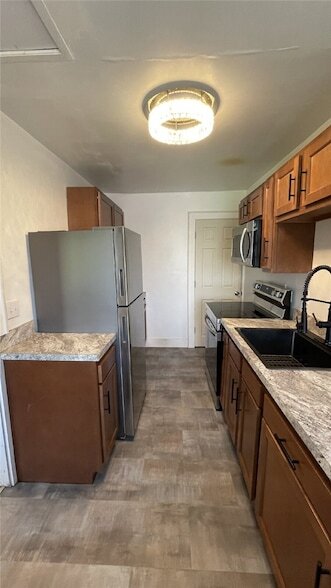 Foto del edificio - 7442 Irvine St