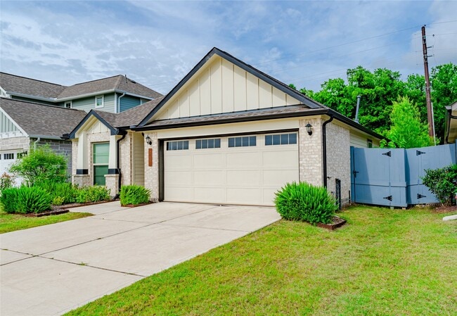 Building Photo - 8439 Red Shiner Wy