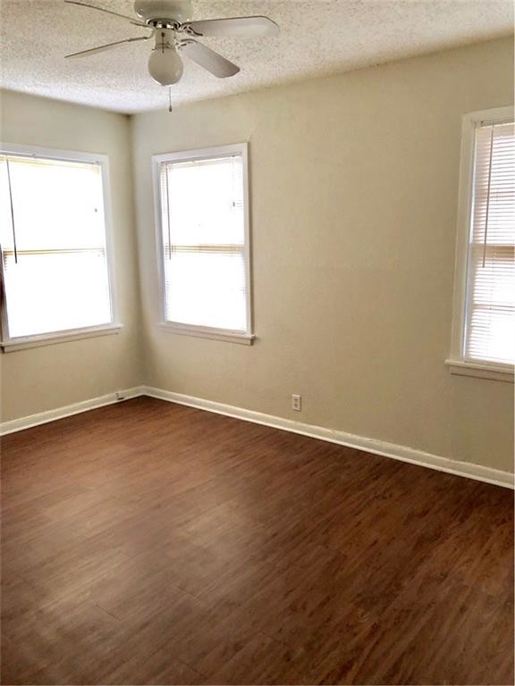 Foto del edificio - 1917 Sidney St