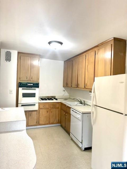 Foto del edificio - 39 E 39th St