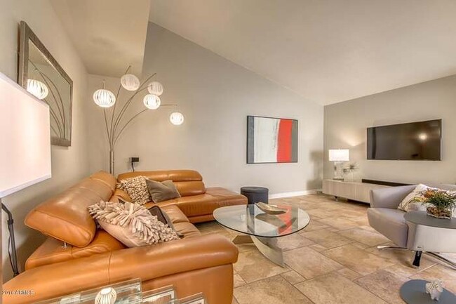 Large Living Area - 7931 E San Miguel Ave