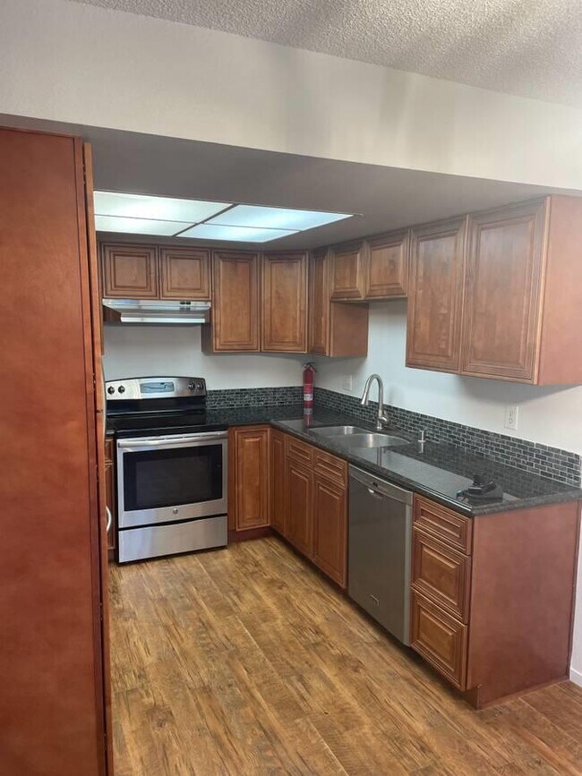 Building Photo - 1140 Callas Ln
