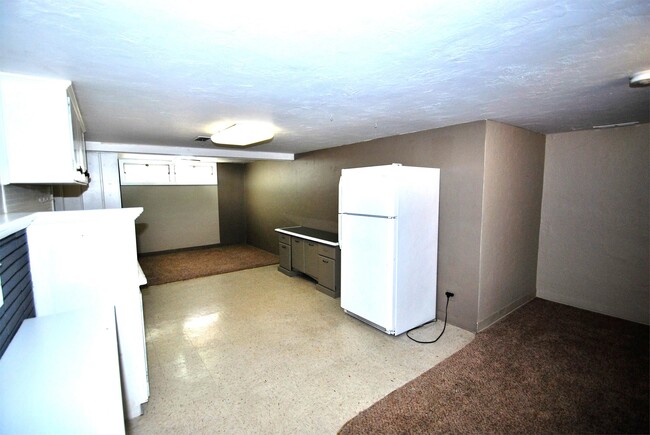 Building Photo - 540 N 200 W