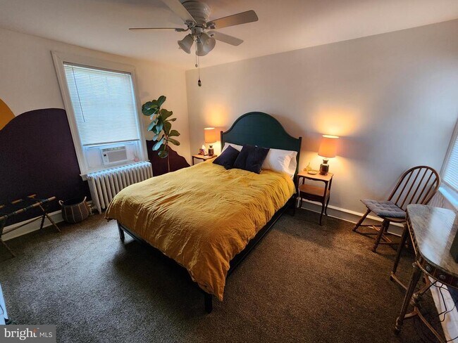 Foto del edificio - 1126 N Bancroft Pkwy