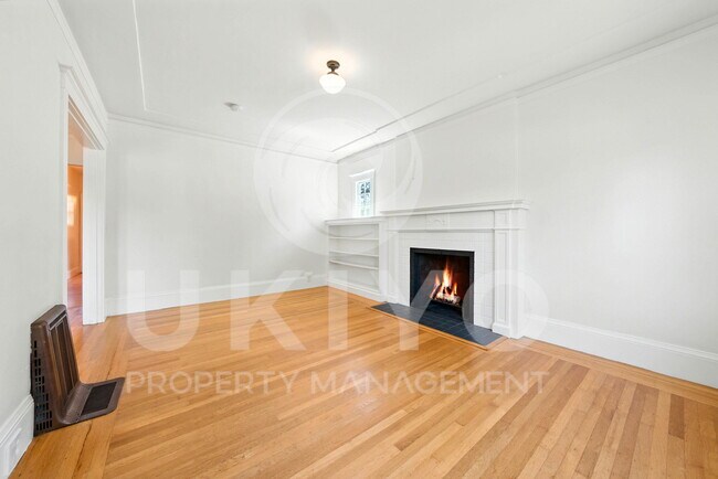 Foto del edificio - 4212 Arroyuelo Ave