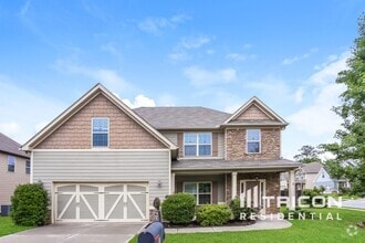Building Photo - 3 Hillshire Dr
