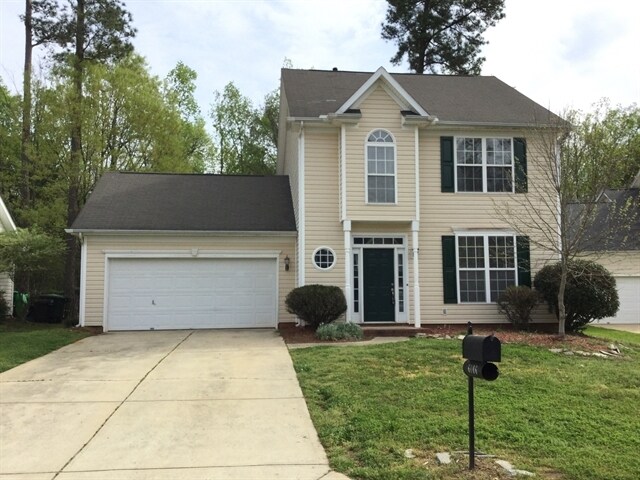 Foto principal - 6106 Trevor Simpson Dr