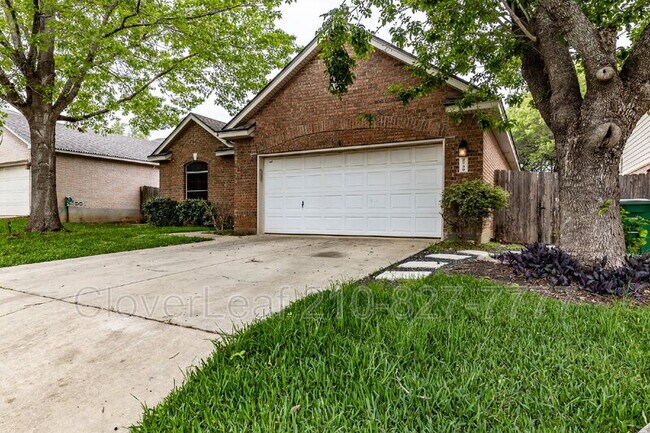 Building Photo - 2739 Montebello