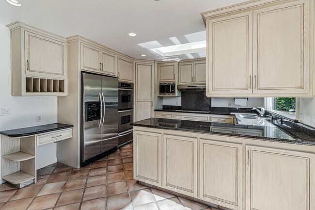 Foto del edificio - Spacious Saratoga Home with Great Outdoor ...