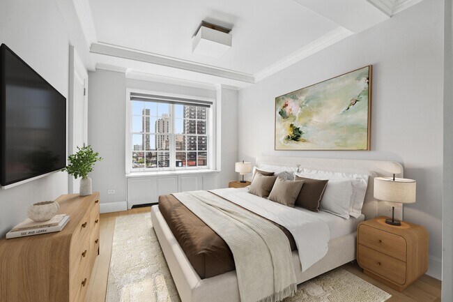 Building Photo - 141 E 88th St