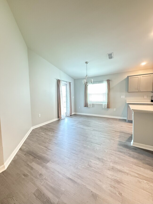 Foto del edificio - 4306 Swan St