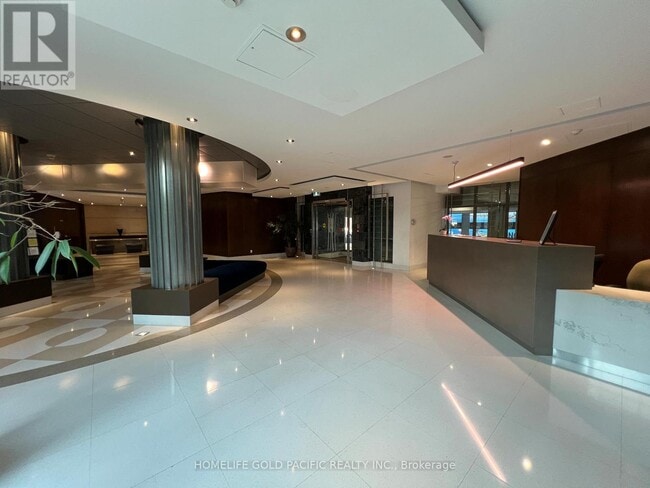 Building Photo - 410-410 Queens Quay W