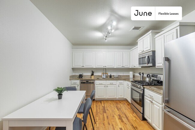 Foto del edificio - 6307 Chesterfield Avenue