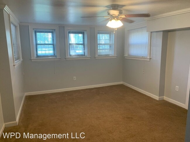 Building Photo - 8157 S King Dr