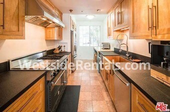 Primary Photo - 10630 Eastborne Ave