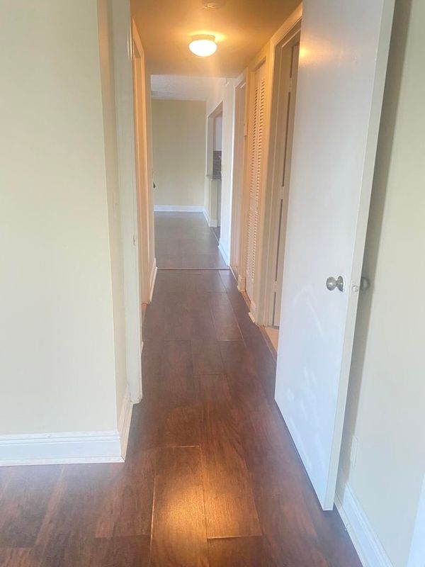 Building Photo - 1010 Green Pine Blvd