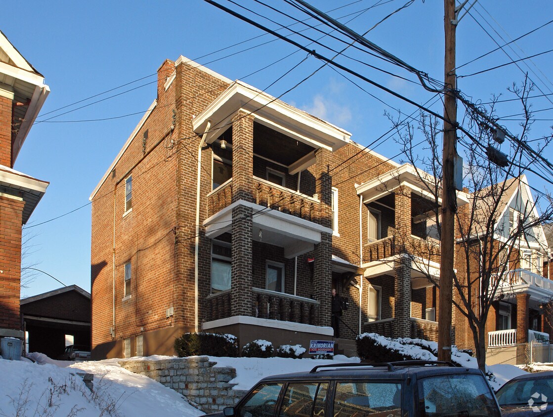 Foto del edificio - 2313 Rohs St