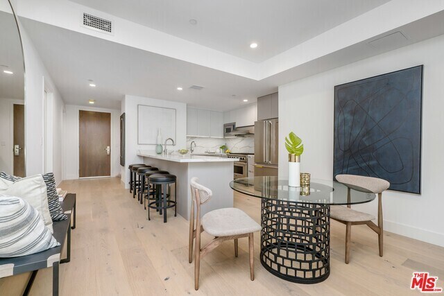 Foto del edificio - 1415 Reeves St