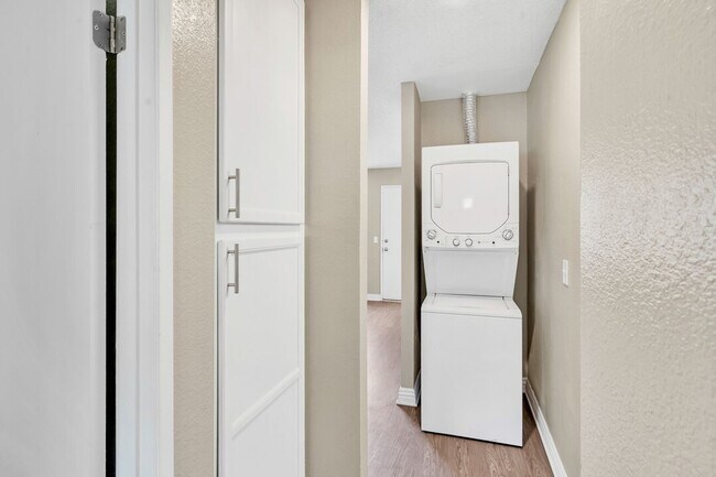 Interior Photo - The Madison