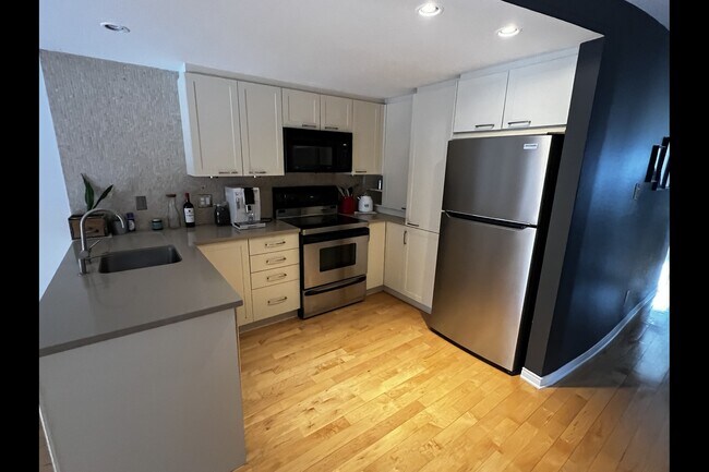 Photo du bâtiment - 4707 Rue Rivard