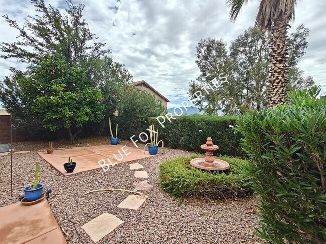 Building Photo - 10923 S Lake Gambusi Dr