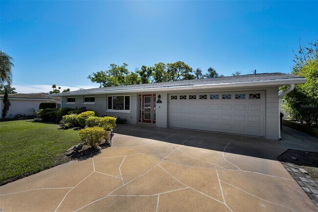 Foto del edificio - 11490 84th Ave