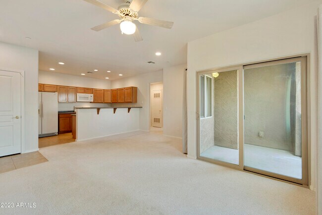 Building Photo - 12050 N Panorama Dr