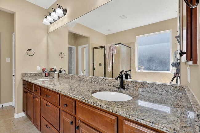 Building Photo - 4515 Brant Crossing Dr