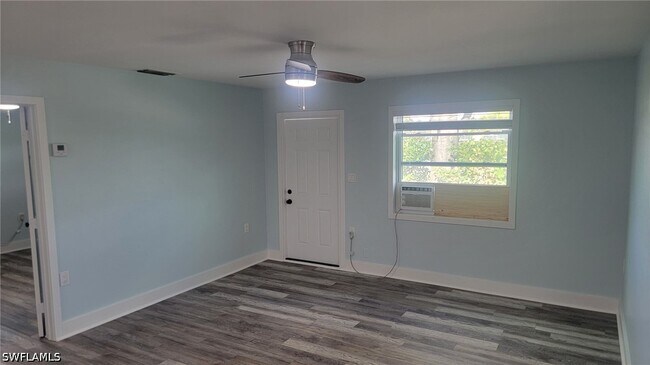 Foto del edificio - 27020 Williams Rd