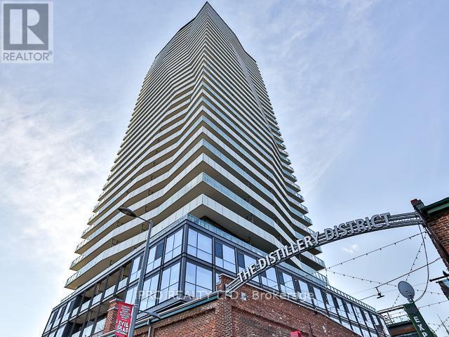 Building Photo - 390-390 Cherry St