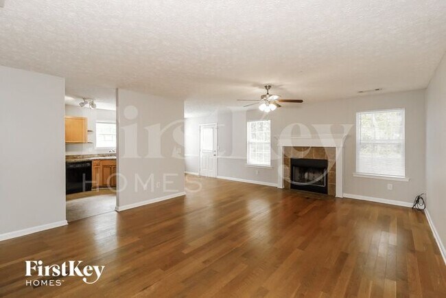 Foto del edificio - 7457 Dogwood Trail