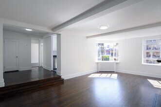 Building Photo - 20 5th Ave